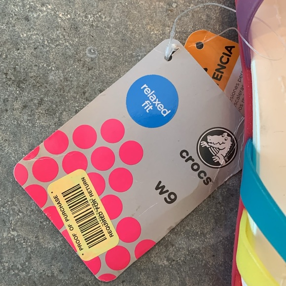 NWT CROCS - Picture 3 of 10